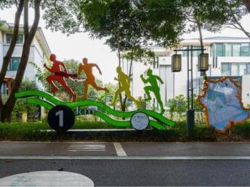 不锈钢户外体育运动人物雕塑定制