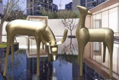 香槟金小鹿雕塑(不锈钢、玻璃钢)
