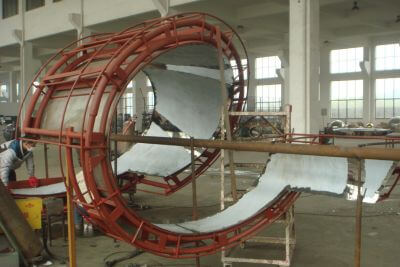 304不锈钢雕塑内钢结构油漆防腐处理